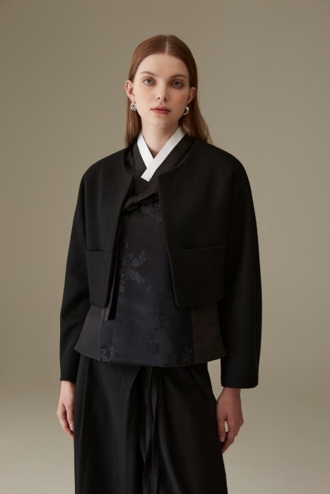 round crop coat (black )