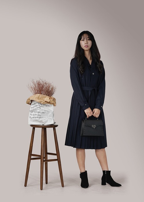 [7196 label] navy wool pleats dress